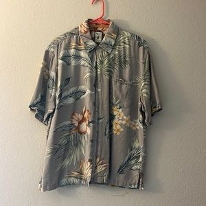 Large Jamaica Jaxx tropical shirt. Tan.